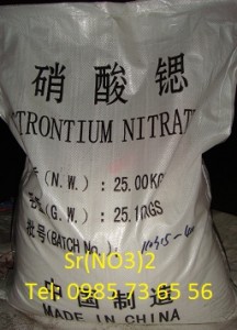 stronti nitrat, Strontium nitrate, Sr(NO3)2